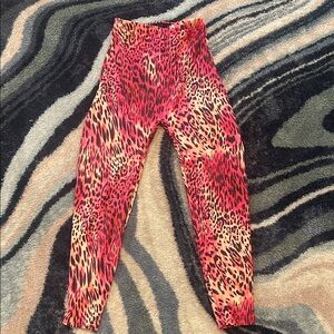 YITTY Pink Leopard Print Leggings